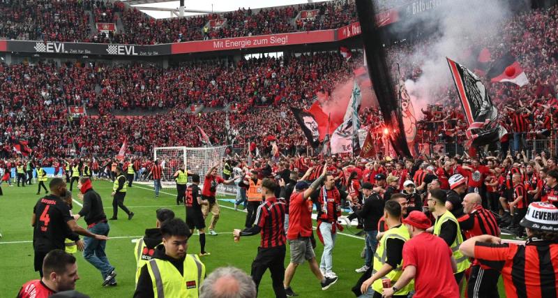  - Bayer Leverkusen : les scènes folles après le titre, le match a même dû être interrompu