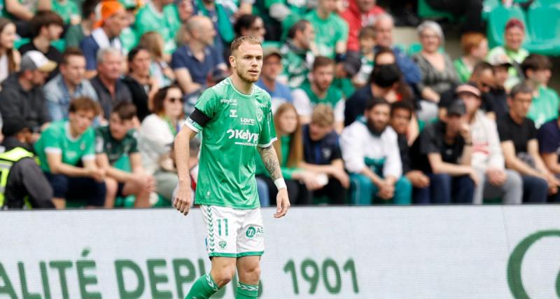  - Ligue 2 : Irvin Cardona (ASSE) de nouveau élu joueur du mois