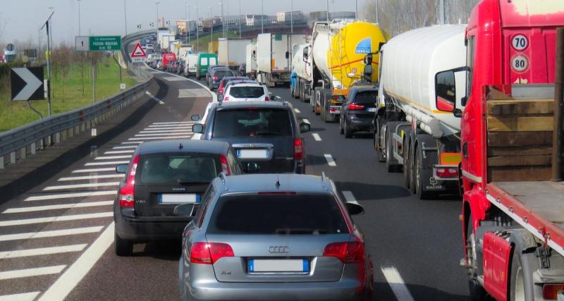  - Bison futé : les pièges à éviter sur les routes, circulation chargée ce week-end pour les automobilistes