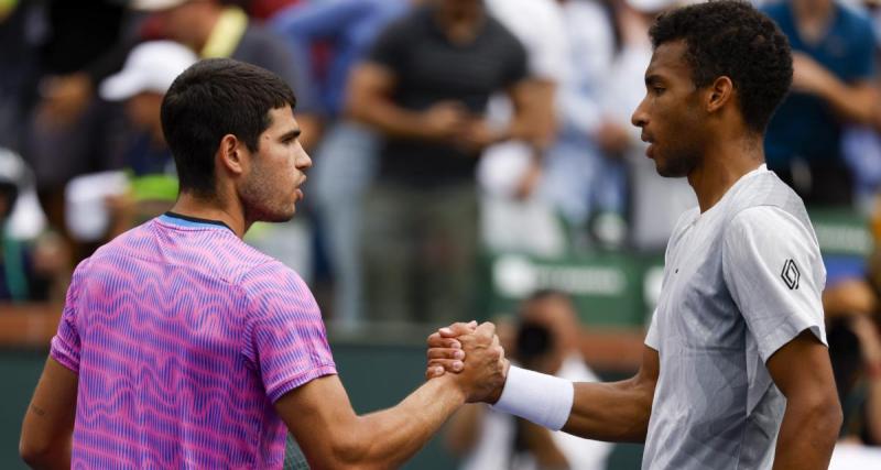  - VIDEO - Tennis : quand un grand nom du circuit utilise des gants entre les points !