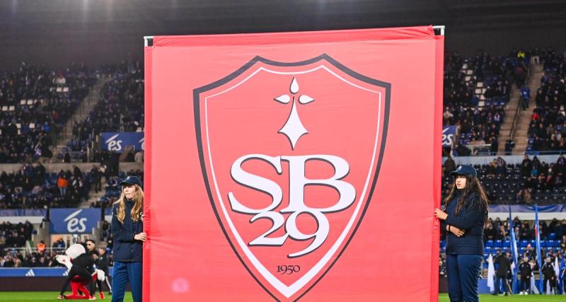  - Brest : le ballon du match face à Monaco arrivera par les airs