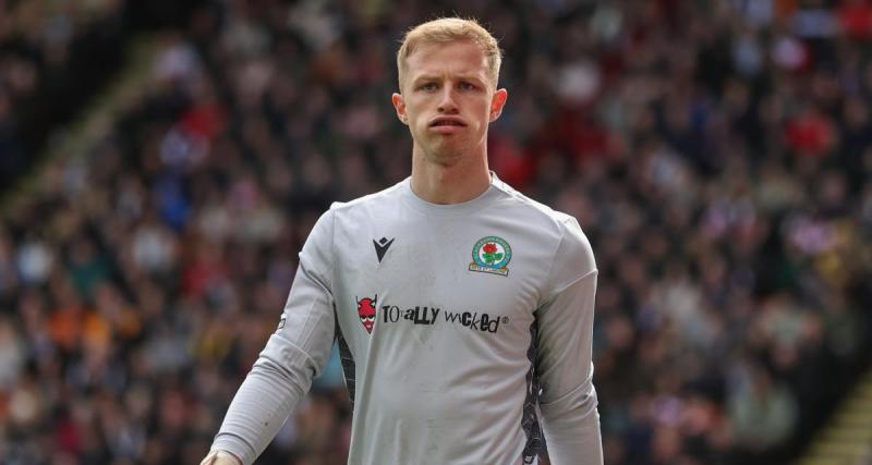  - VIDEO - Championship : le gardien de Blackburn signe le csc de l’année !