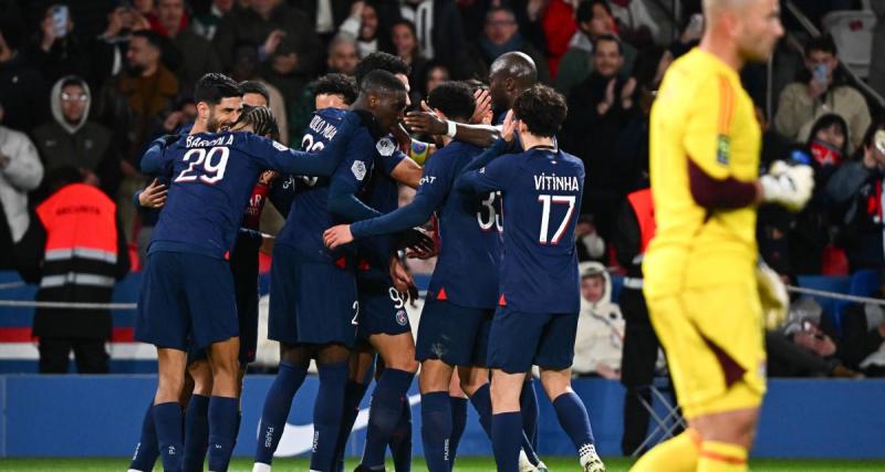  - Le PSG s'amuse face à l'OL et fonce vers le titre