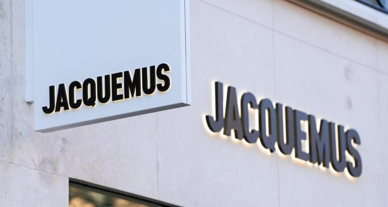  - Simon Porte Jacquemus devient un jeune papa : ils accueillent des jumeaux avec son époux