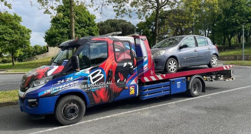  - Cette automobiliste s’énerve derrière une voiture sur l’autoroute, les gendarmes lui font la morale sur les réseaux sociaux