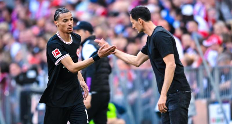  - VIDEO – Francfort : Ekitike fête son transfert avec un bijou face au Bayern