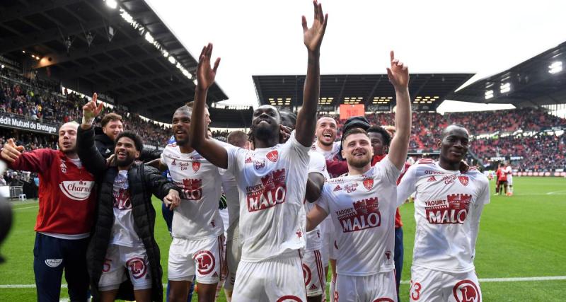  - VIDEO – Ligue 1 : les magnifiques scènes de joie des Brestois, officiellement qualifiés en Coupe d’Europe