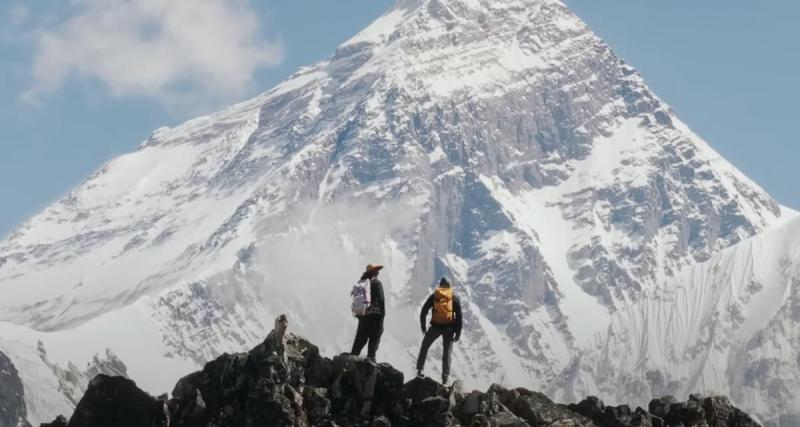  - TikTok s'enflamme et "arrêter de respirer" pour la montée de l'Everest d'Inoxtag