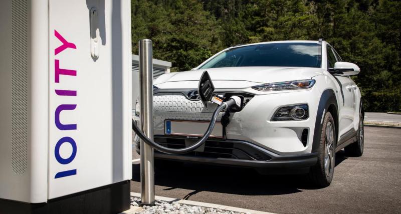  - Cet automobiliste prend une amende pour avoir laissé sa voiture électrique quelques secondes de trop en charge