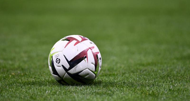  - L1 : un ancien attaquant du LOSC, de Brest ou encore Saint-Etienne prend sa retraite 
