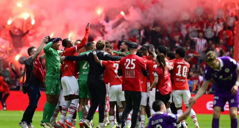  - Le PSV sacré champion des Pays-Bas !