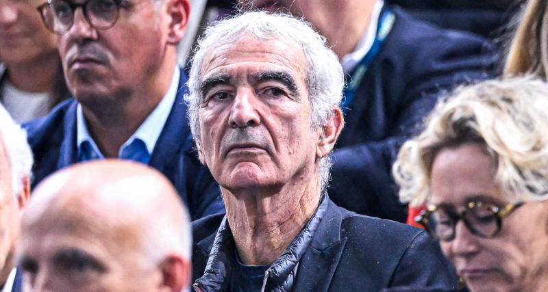  - Football : Raymond Domenech a provoqué un clash à la Fédération 