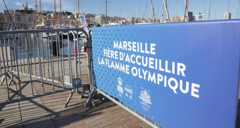  - OM : le très beau tifo pour accueillir la flamme olympique