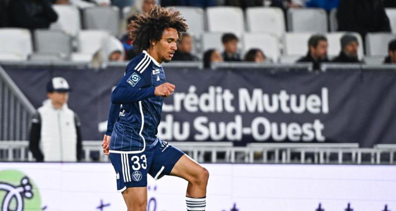  - Bordeaux : un jeune espoir signe professionnel (off)
