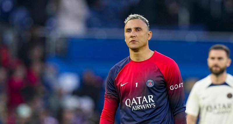  - PSG : Keylor Navas acclamé par le Parc des Princes