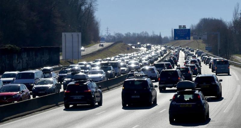  - Ponts de mai : bouchons cauchemardesques dans cette région, les prévisions exceptionnelles volent en éclats