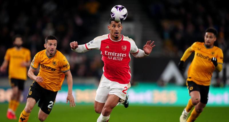  - VIDEO – Arsenal dévoile son nouveau maillot avec un changement qui devrait plaire aux supporters