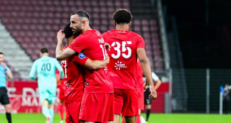  - National (J34) : Martigues provisoirement en Ligue 2, Niort encore dans la course... les scores à la pause