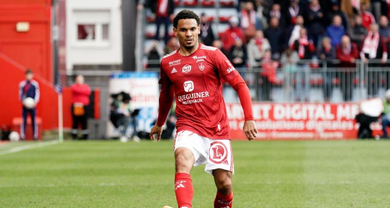  - Brest : Kenny Lala entretient le doute sur son avenir 