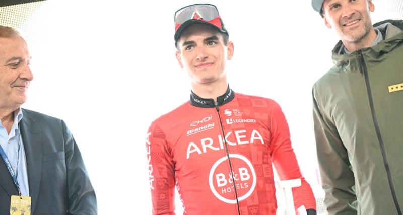  - Giro : Ewen Costiou remercie chaleureusement Julian Alaphilippe pour son aide à la 16e étape