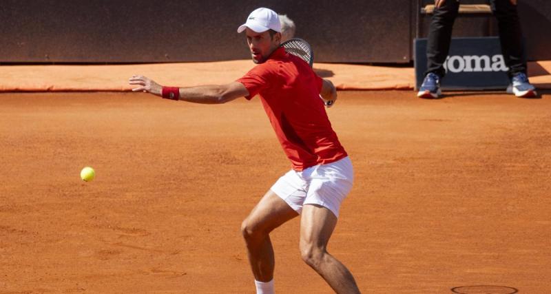  - Tennis : Djokovic lourdement battu juste avant Roland-Garros, une vidéo de ses tremblements inquiète