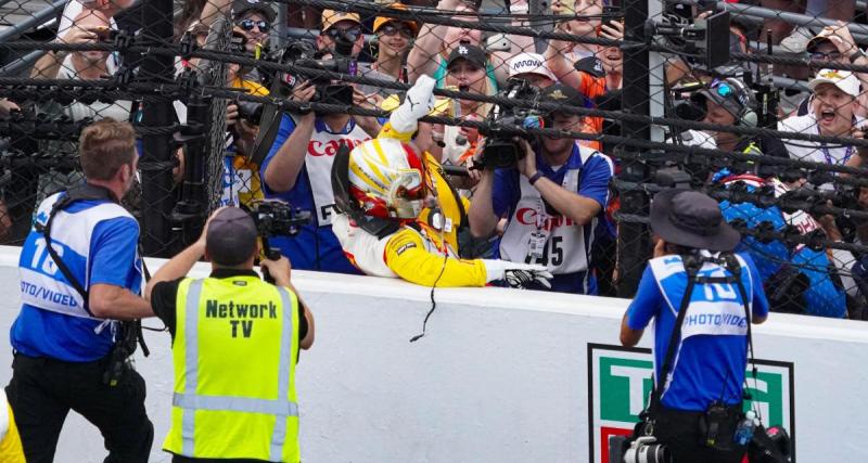  - Vidéo - Le vainqueur d’Indy 500 se jette littéralement dans la foule