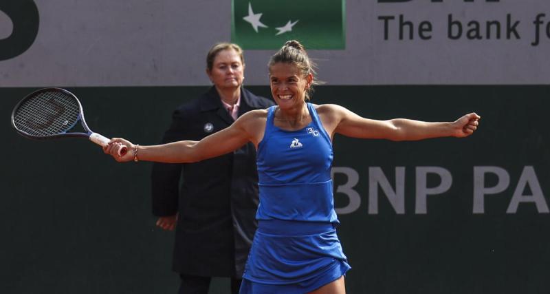  - Fan du PSG, elle joue Roland Garros avec des raquettes au nom des joueurs !