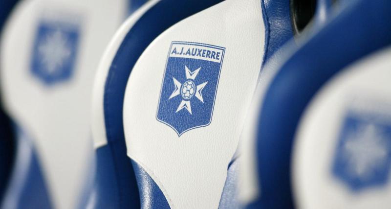  - Auxerre : un pilier de l'équipe réserve passe professionnel (off)