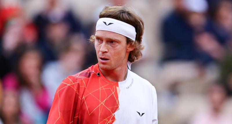  - VIDEO - Roland-Garros : Rublev craque face à Arnaldi et finit la rencontre en larmes