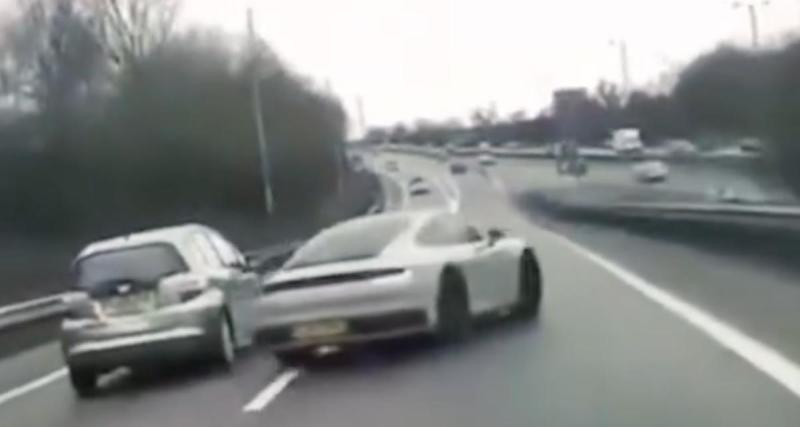  - VIDEO - Cette Porsche tente de se faufiler sur une route détrempée, elle claque une bise à la glissière de sécurité