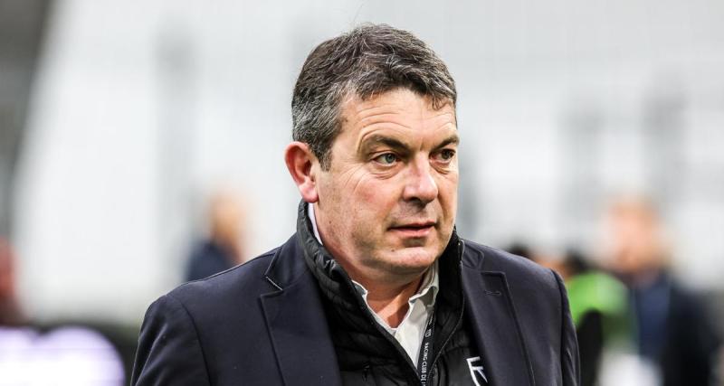  - Lens : clap de fin pour le directeur général Arnaud Pouille (off)