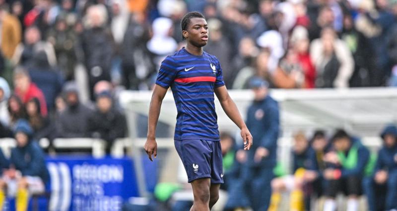  - OL : une pépite du centre de formation signe en pro !