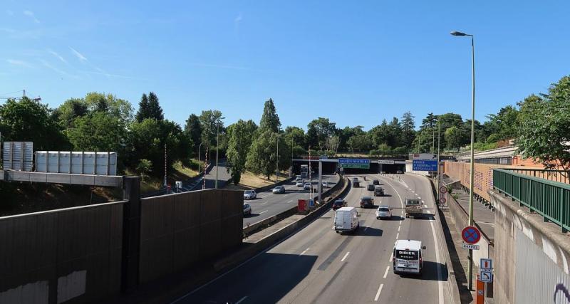  - Le périphérique fermé par surprise, la colère des automobilistes face aux bouchons monstres