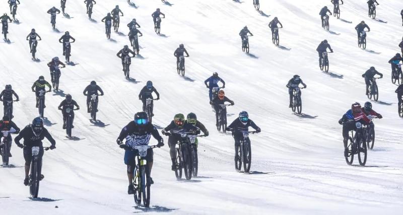 - 1000 riders pour une course de VTT en mass-start délirante aux 2 Alpes
