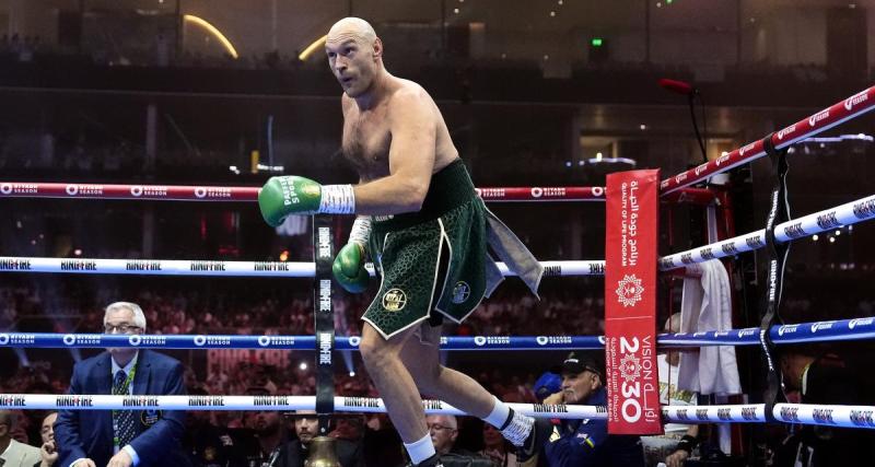  - VIDEO – Boxe : les images terribles de Fury, expulsé d’un bar et allongé sur le bitume 