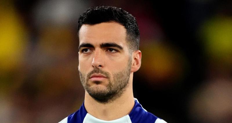  - FC Barcelone Mercato : une priorité de Flick joue la montre avec son club