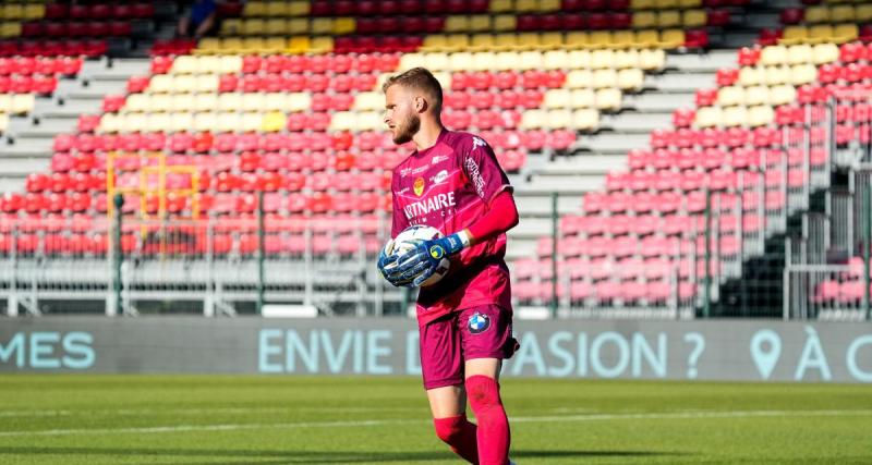  - Orléans : un cadre prolonge pour deux saisons (off)
