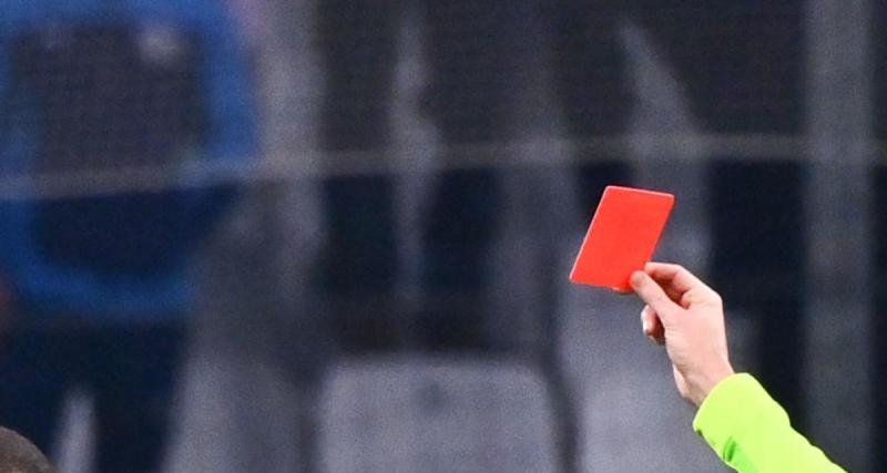  - Foot Amateur : un joueur expulsé refuse de quitter la pelouse lors d’un match de barrage d’accession en R1