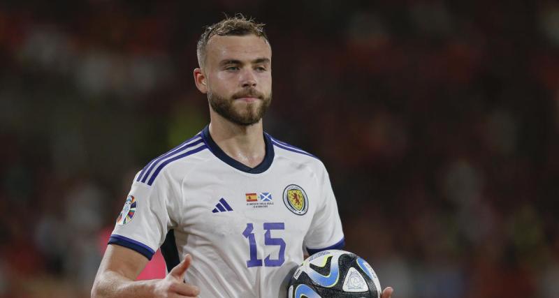  - Allemagne - Ecosse : le tacle ignoble de Porteous, exclu par Turpin