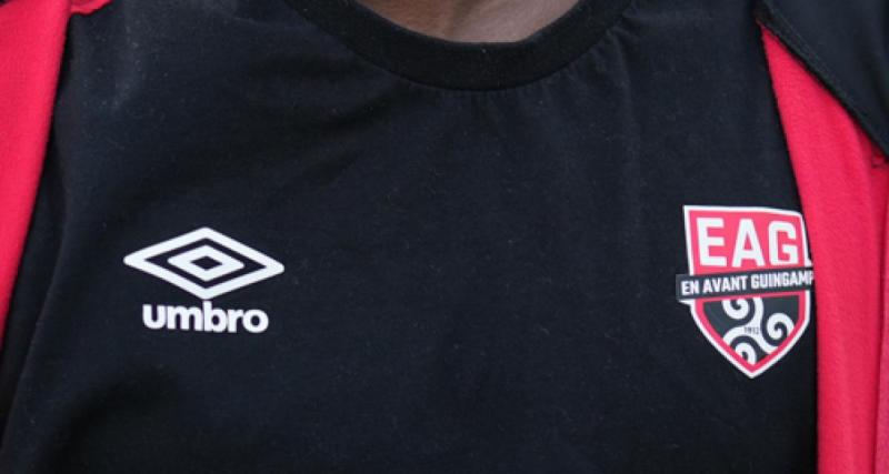  - Guingamp : fin de l'aventure avec Umbro, un nouvel équipementier italien pour l'EAG