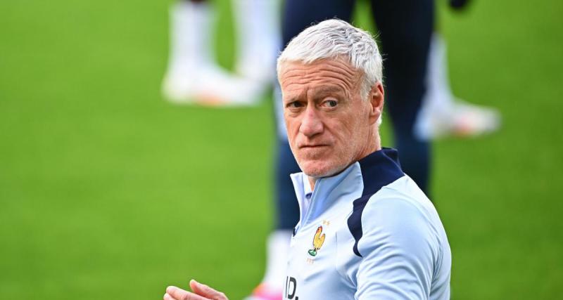 - Equipe de France : Deschamps jaloux du car des journalistes français