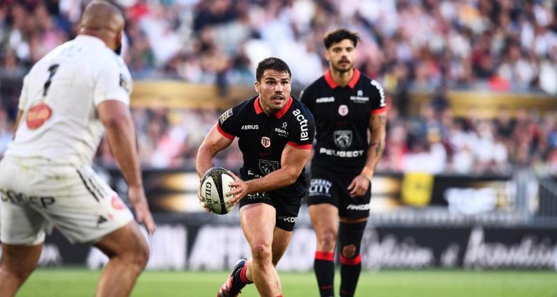  - Top 14 : dans un match d’une grande dureté, Toulouse domine La Rochelle et file en finale 