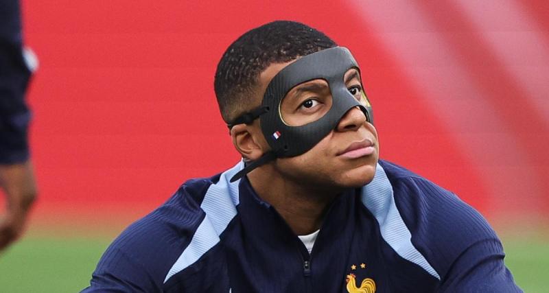  - Equipe de France : un Kylian Mbappé masqué a affronté la réserve de Paderborn