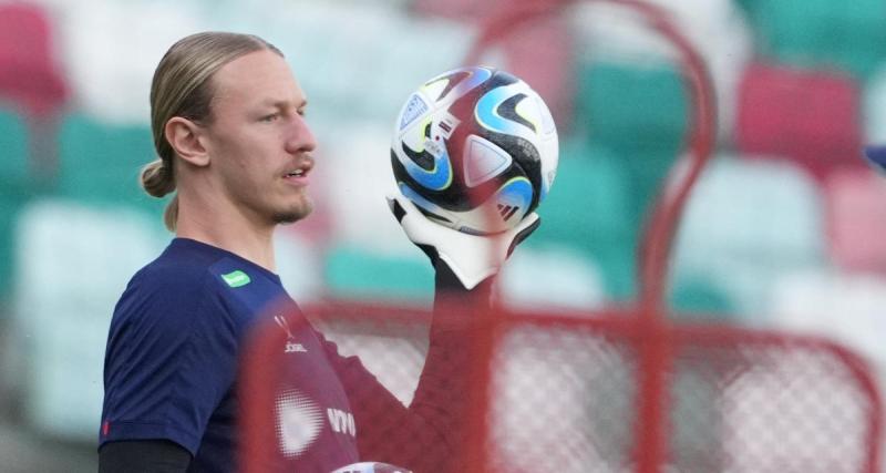  - PSG : l'énorme message envoyé par Safonov à Donnarumma