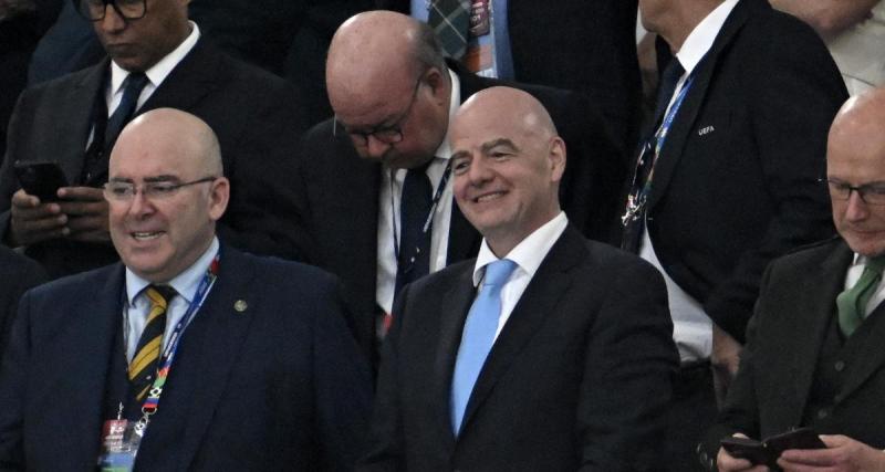  - Le bureau de la FIFA devrait quitter Paris d'ici décembre ?