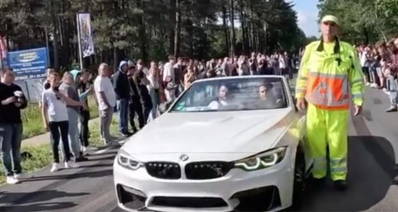  - VIDEO - La BMW perd le contrôle, elle frôle un employé de manière effrayante