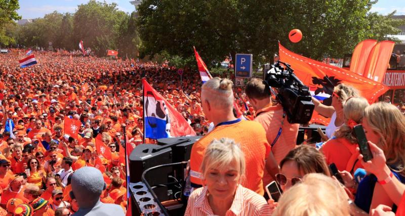  - Euro 2024 : la chorégraphie incroyable des supporters hollandais !