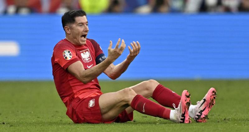  - France - Pologne : une légende polonaise tacle Lewandowski pour son penalty