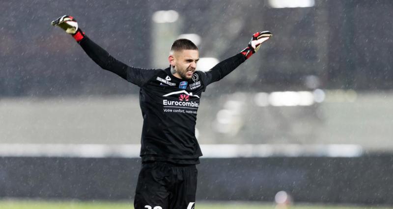  - Bastia : Anthony Maisonnial débarque en Corse (off)
