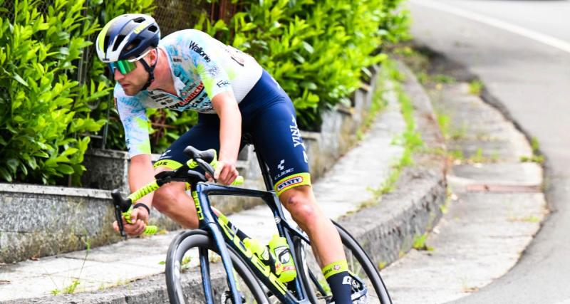  - Tour de France : un coureur s'est fait grandement plaisir en roulant en wheeling pendant la 2e étape 